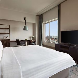 Executive King Room